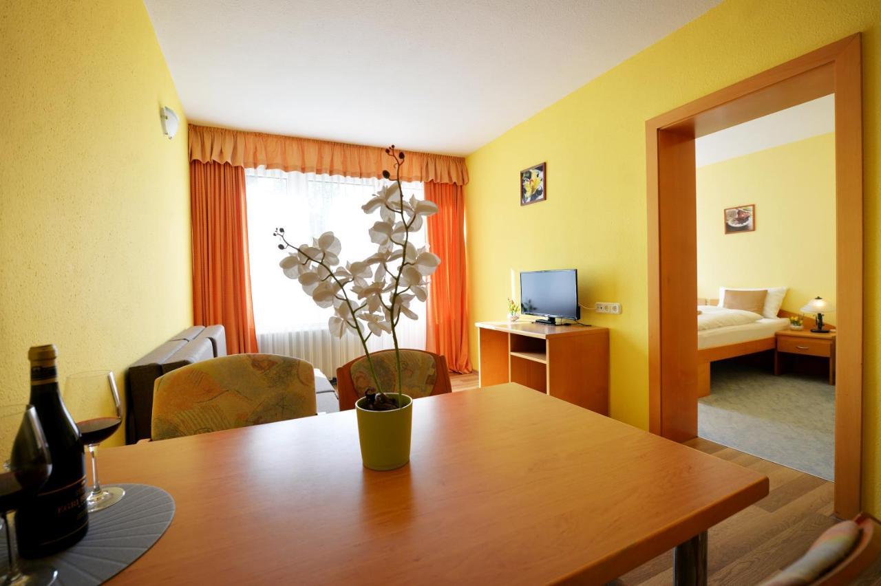 Panorama Hotel Noszvaj Buitenkant foto